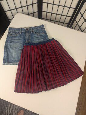 2-Piece Summer Mini Skirt Set | Preppy Pleats + Casual Denim | Sz S